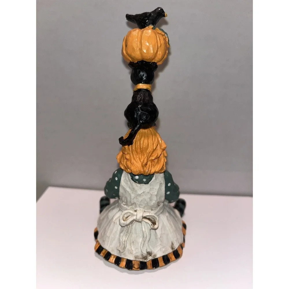 halloween figurine ,pumpkin‎ patch girl, black cat , 6 inches
